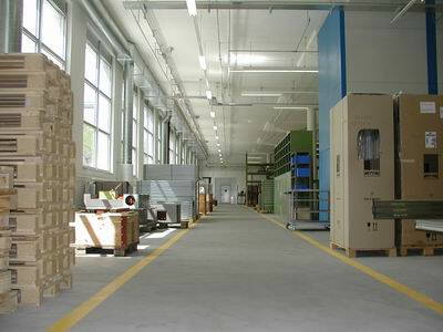 9808-5241662.jpg