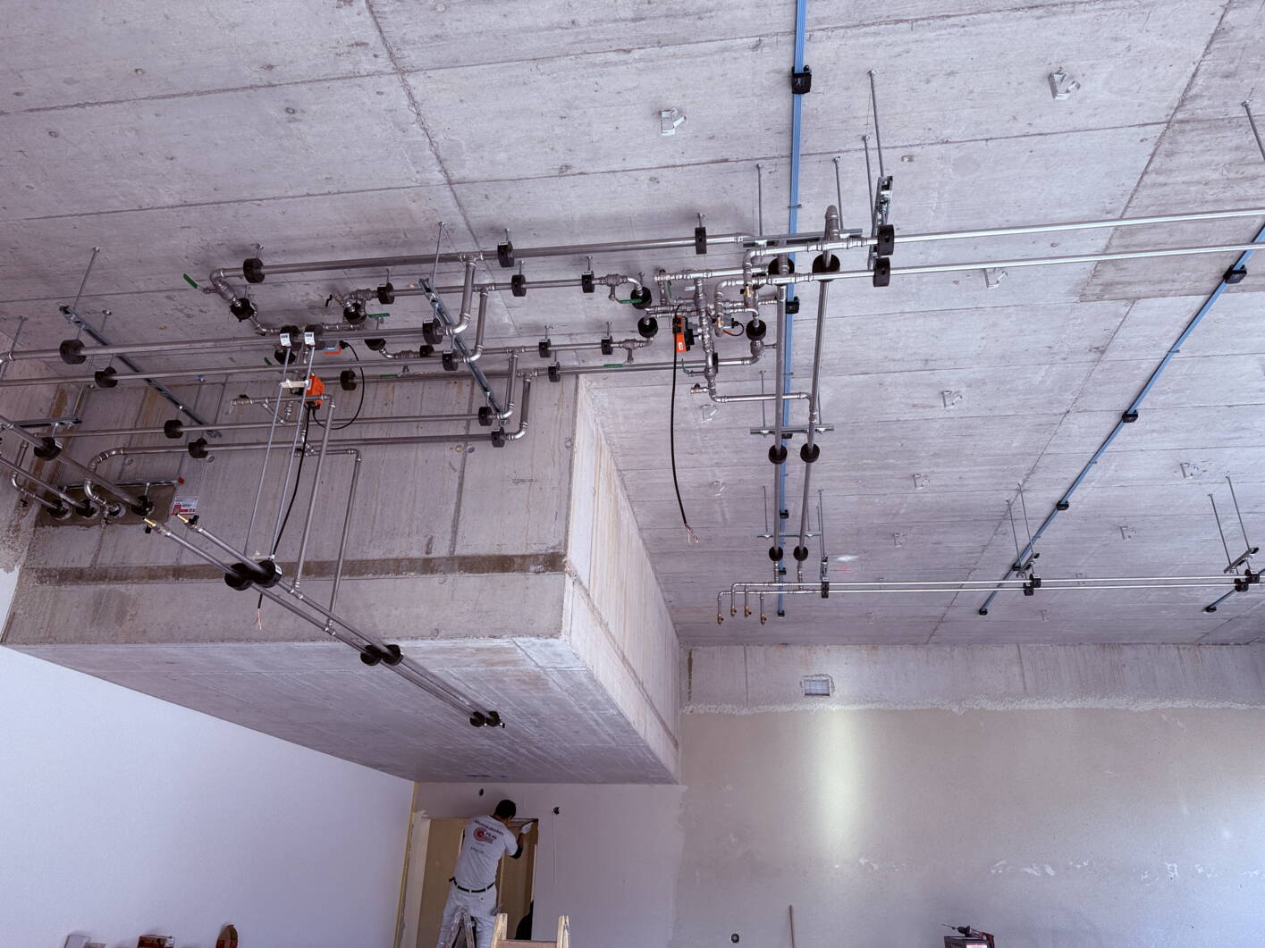 25-11-07_innen_.jpg 25-11-07_innen_.jpg