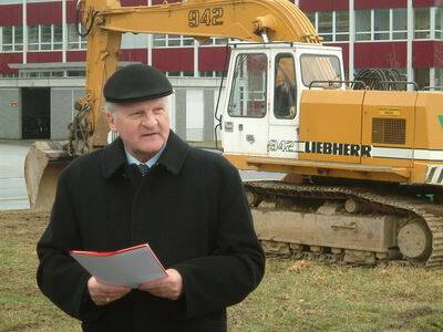 0210-02.jpg