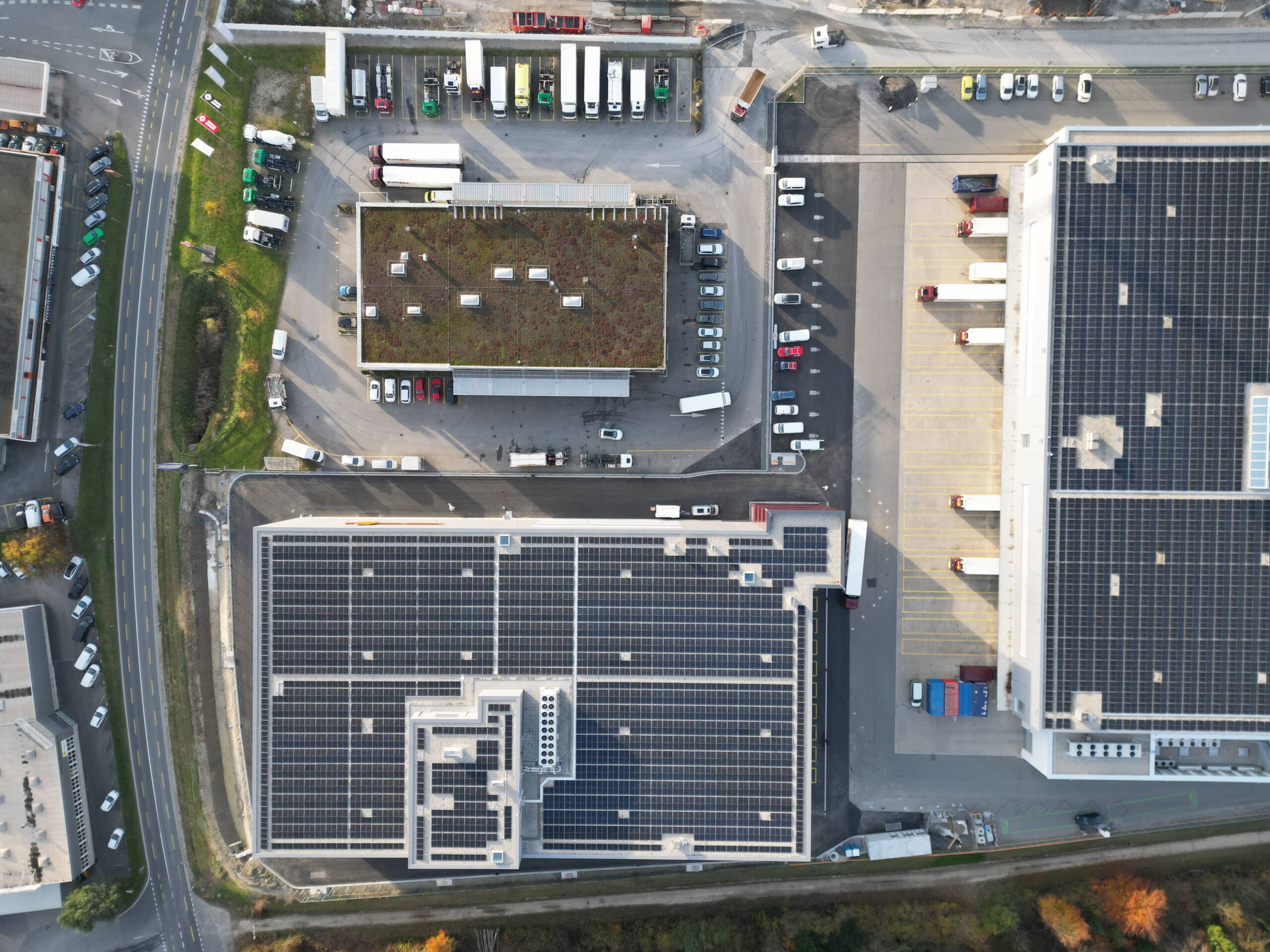 25-11-12_aussensicht_drohne.jpg 25-11-12_aussensicht_drohne.jpg